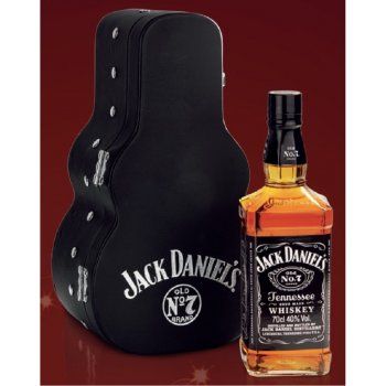 Jack Daniel’s 40% 0,7 l (dárkové balení kytara)